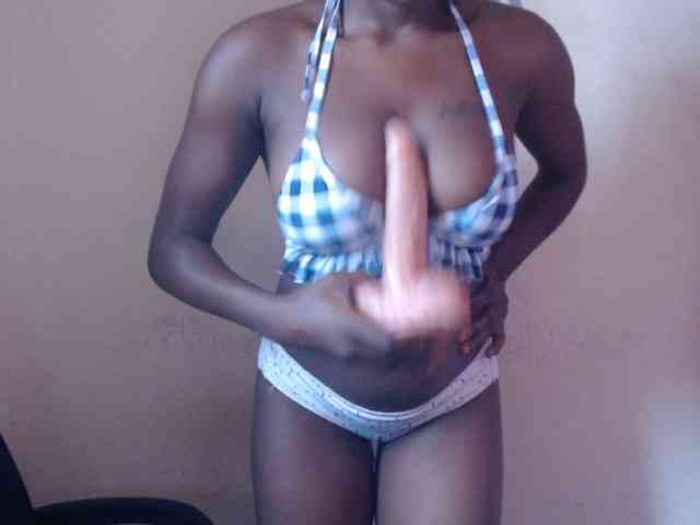 Loverofwhitcock webcam