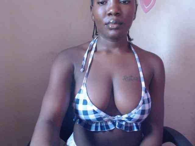 Loverofwhitcock webcam