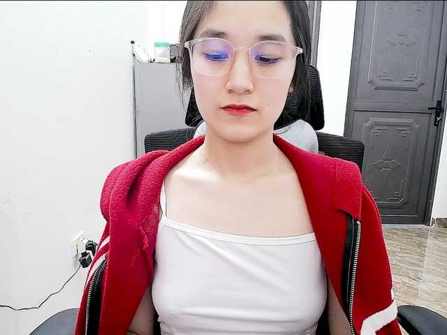 Hana099's BongaCams show and profile