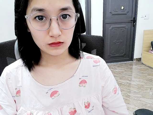 Hana099's BongaCams show and profile