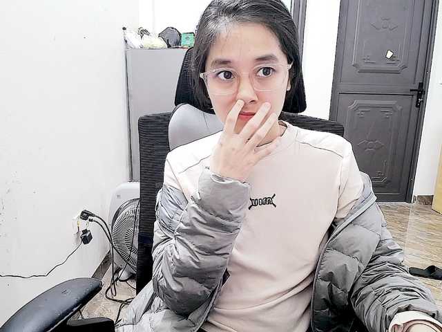 Hana099's BongaCams show and profile