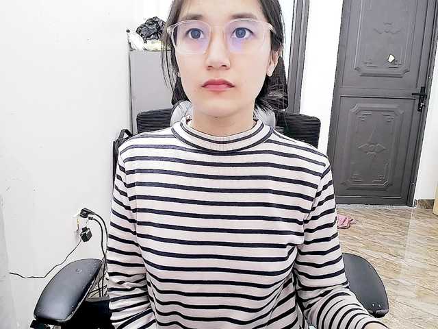 Hana099's BongaCams show and profile