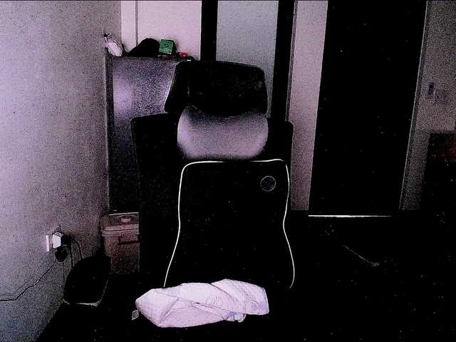 Hana099's BongaCams show and profile