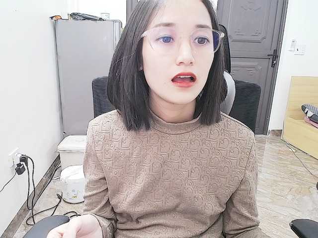 Hana099 from BongaCams