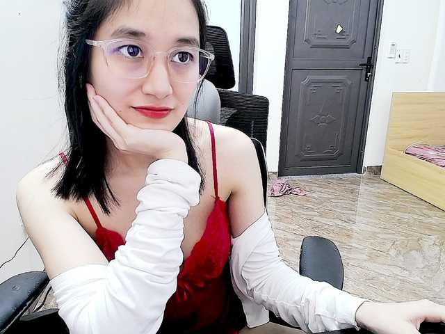 Hana099's BongaCams show and profile