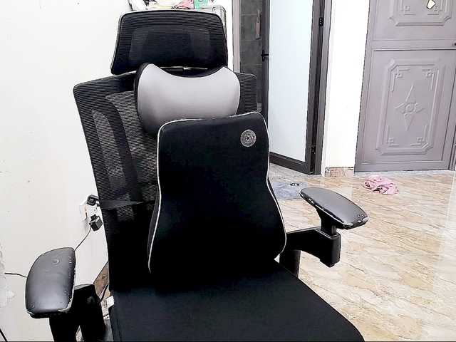 Hana099's BongaCams show and profile