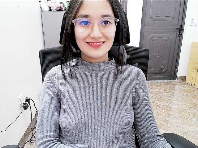 Hana099's BongaCams show and profile