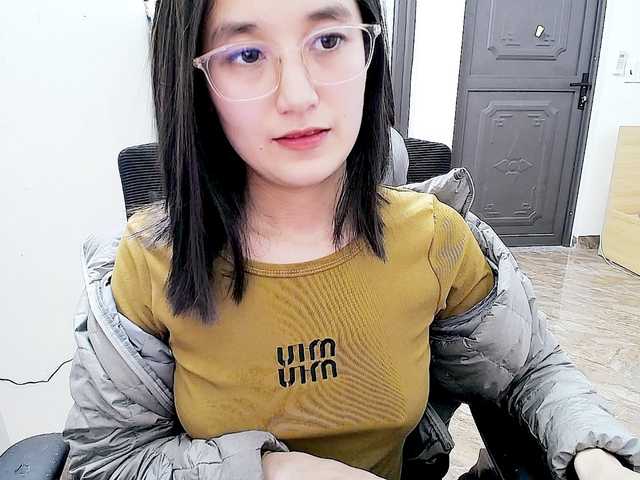 Hana099's BongaCams show and profile