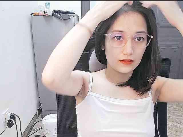 Bella099 webcam