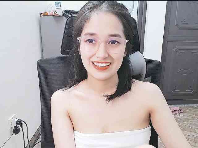 Bella099 webcam