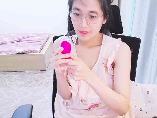 Bella099 webcam