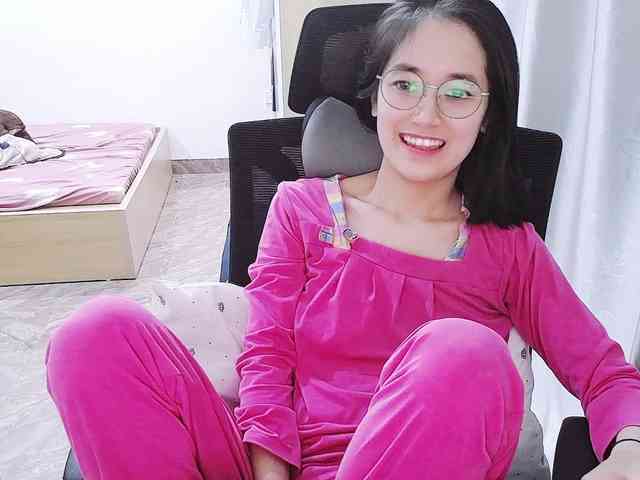 Bella099 webcam
