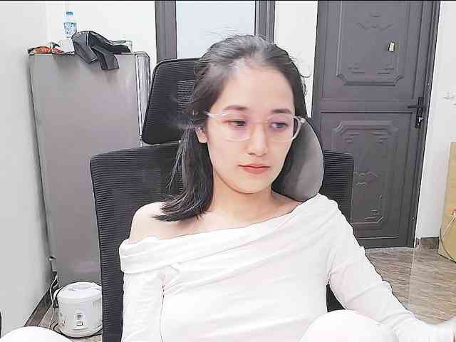 Bella099 webcam