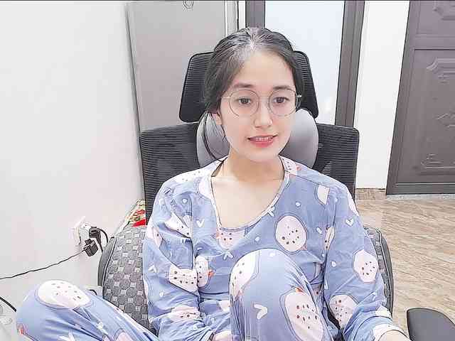 Bella099 webcam