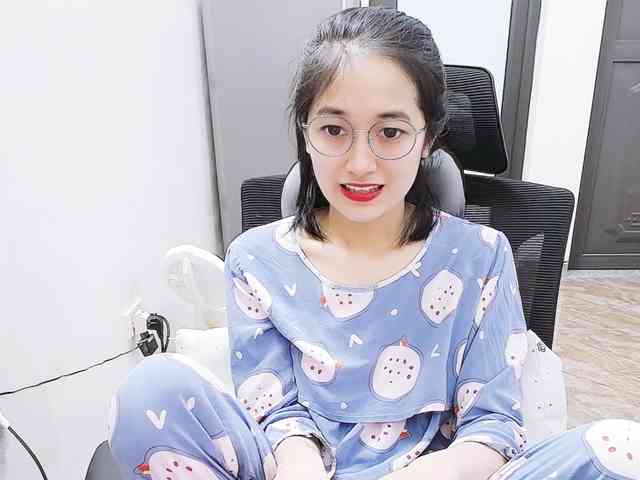 Bella099 webcam