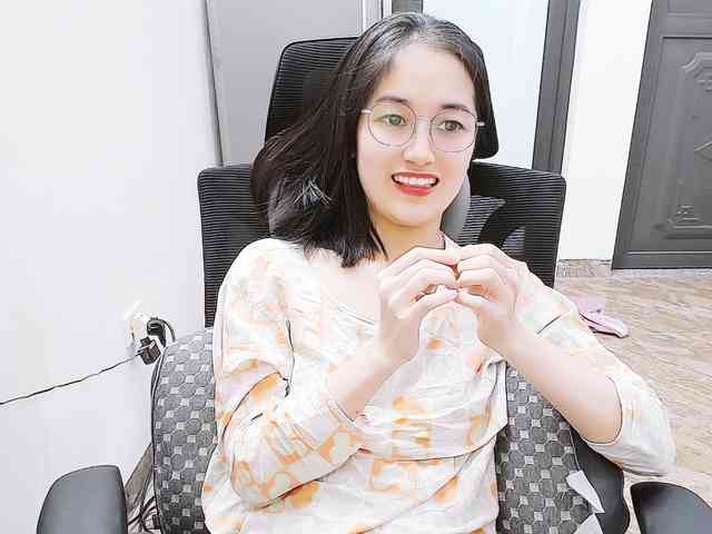 Bella099 webcam
