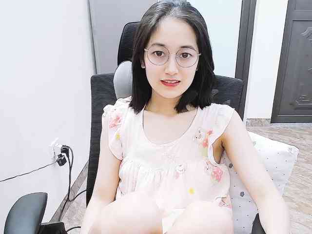 Bella099 webcam
