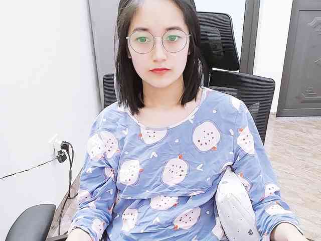 Bella099 webcam