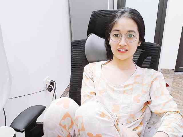 Bella099 webcam