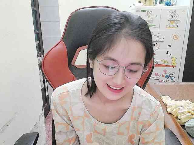 Bella099 webcam