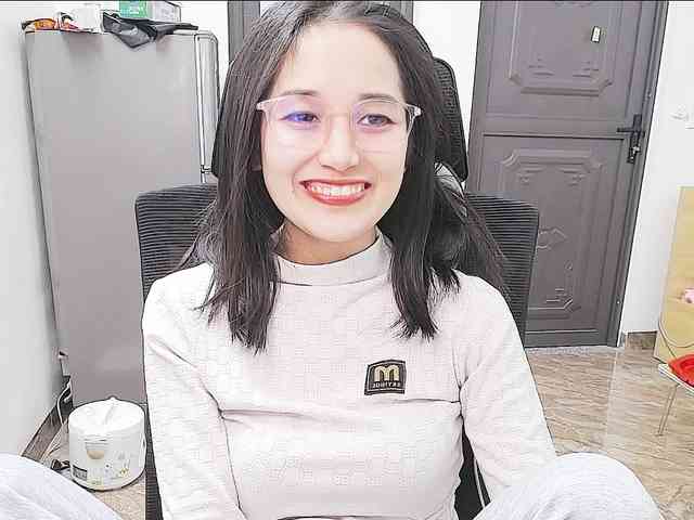 Bella099 webcam