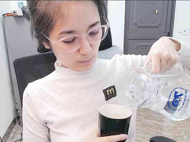 Bella099 webcam
