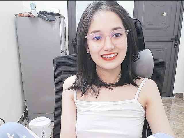 Bella099 webcam