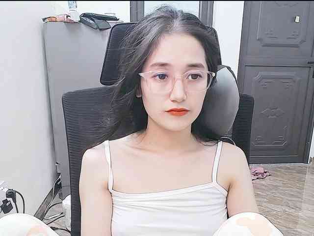 Bella099 webcam