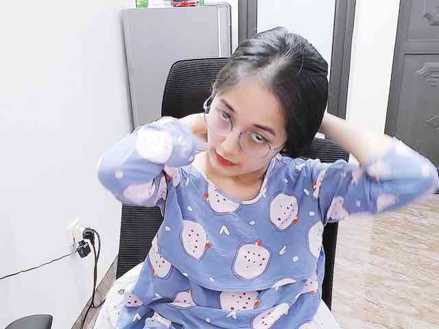 Bella099 webcam