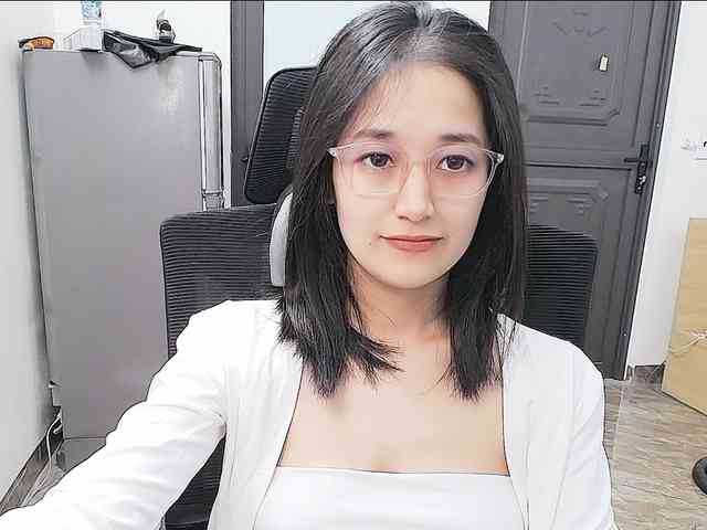 Bella099 webcam