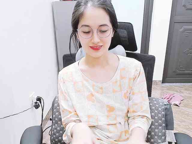 Bella099 webcam
