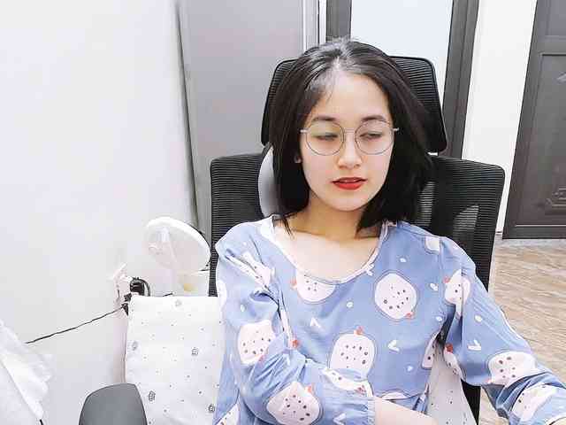 Bella099 webcam
