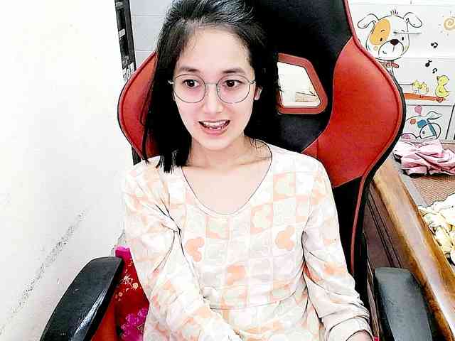 Bella099 webcam
