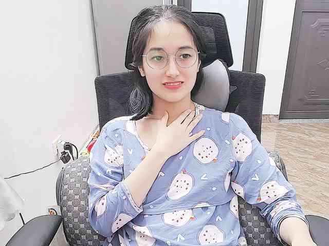 Hana099 Live Webcam on BongaCams
