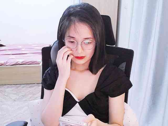 Bella099 webcam