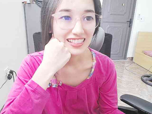 Bella099 webcam
