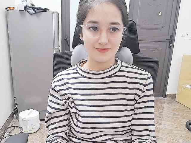 Bella099 webcam
