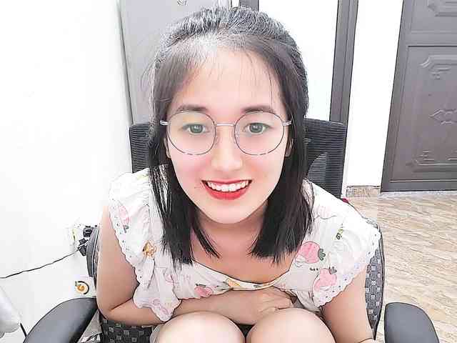 Bella099 webcam