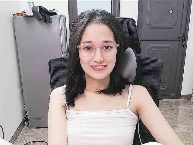 Bella099 webcam