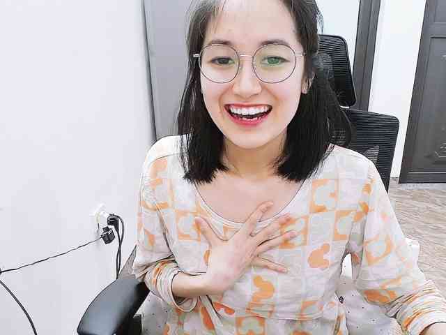 Bella099 webcam
