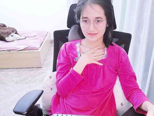 Bella099 webcam