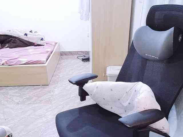 Bella099 webcam