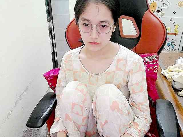 Bella099 webcam
