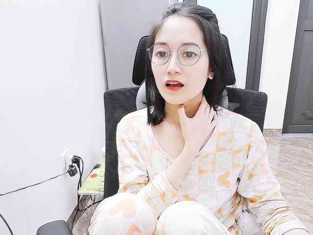 Bella099 webcam