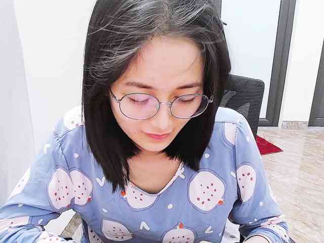 Bella099 webcam