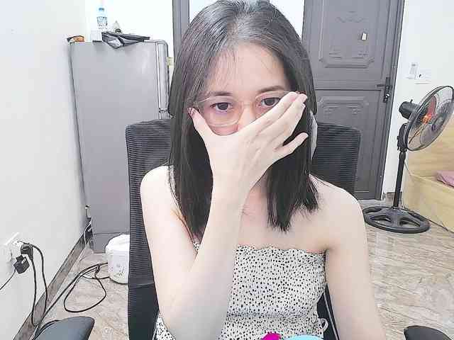 Bella099 webcam