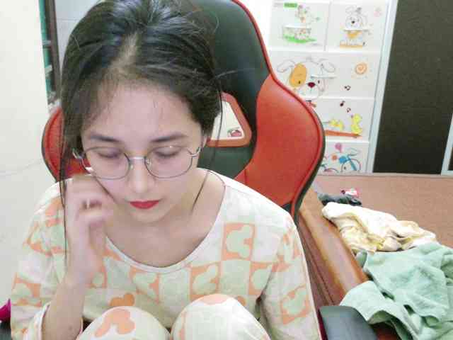 Bella099 webcam