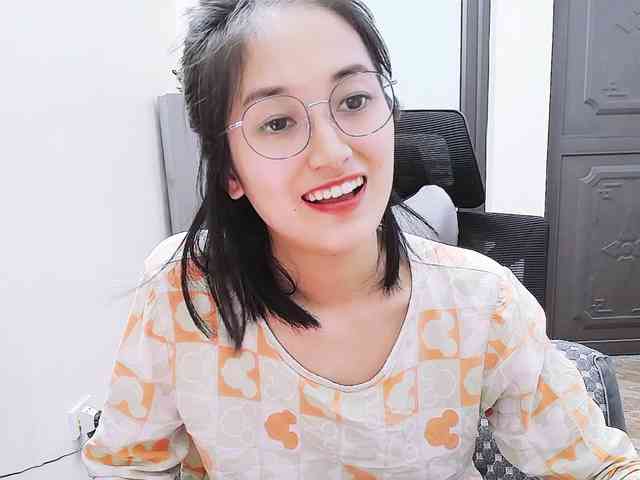 Bella099 webcam
