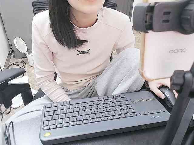 Bella099 webcam