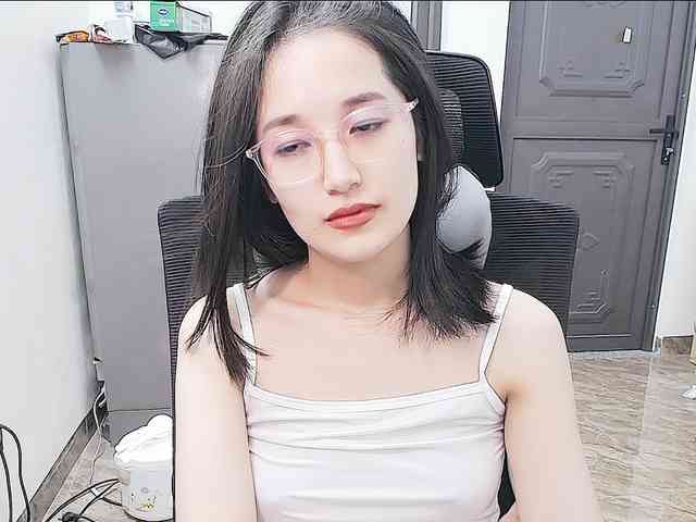 Bella099 webcam